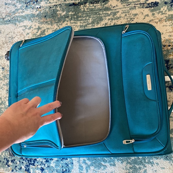 Turquoise Samsonite Suitcase - Picture 5 of 16